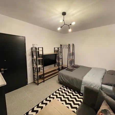 Mr. Studio In Ortakoy , North Nicosia + Wifi + Netflix Buitenkant foto