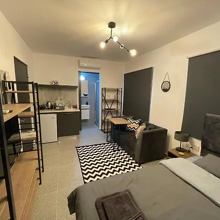 Mr. Studio In Ortakoy , North Nicosia + Wifi + Netflix Buitenkant foto