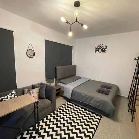 Mr. Studio In Ortakoy , North Nicosia + Wifi + Netflix Buitenkant foto