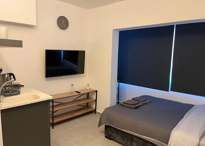 Mr. Studio In Ortakoy , North Nicosia + Wifi + Netflix
