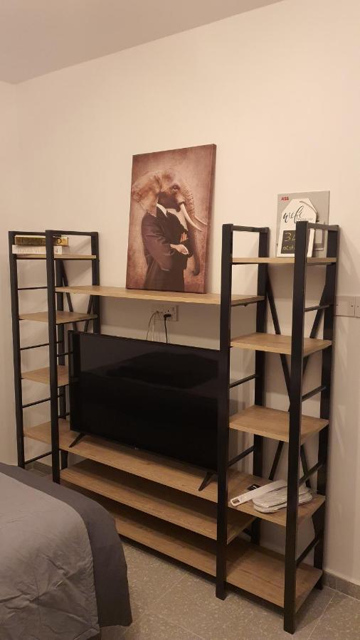 Апартаменти Mr. In Ortakoy , North + Wifi + Netflix