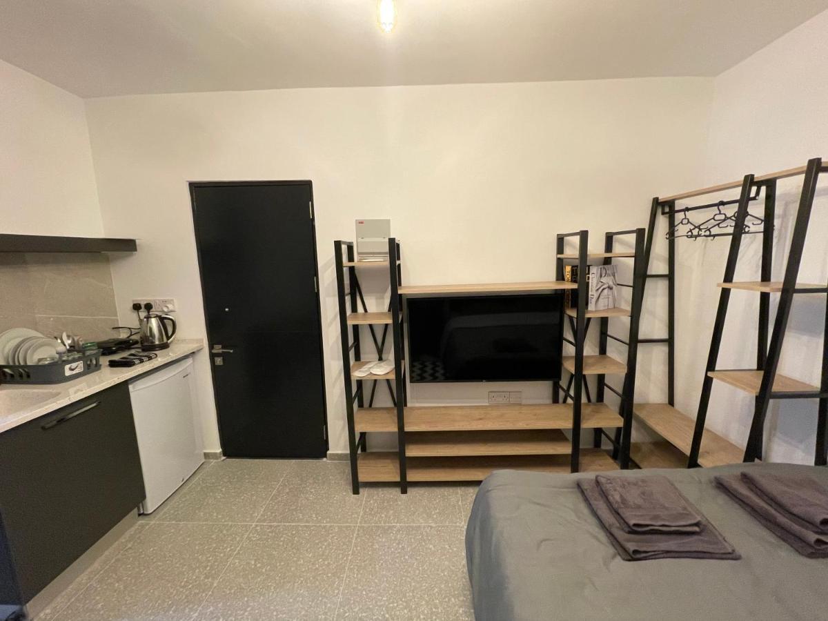 Апартаменти Mr. In Ortakoy , North + Wifi + Netflix *