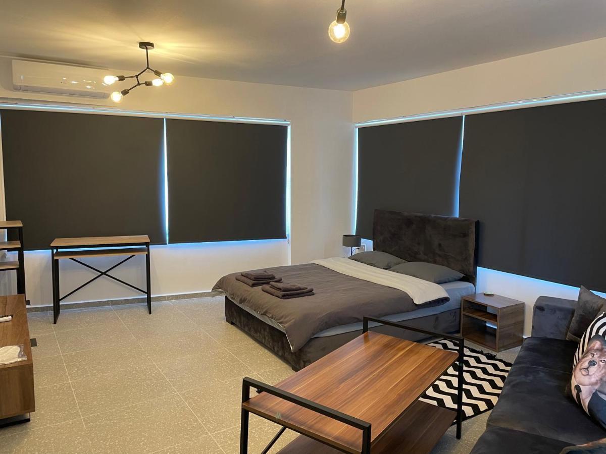 Mr. In Ortakoy , North + Wifi + Netflix Апартаменти Нікосія