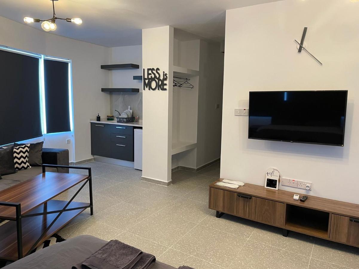 Mr. In Ortakoy , North + Wifi + Netflix Апартаменти *