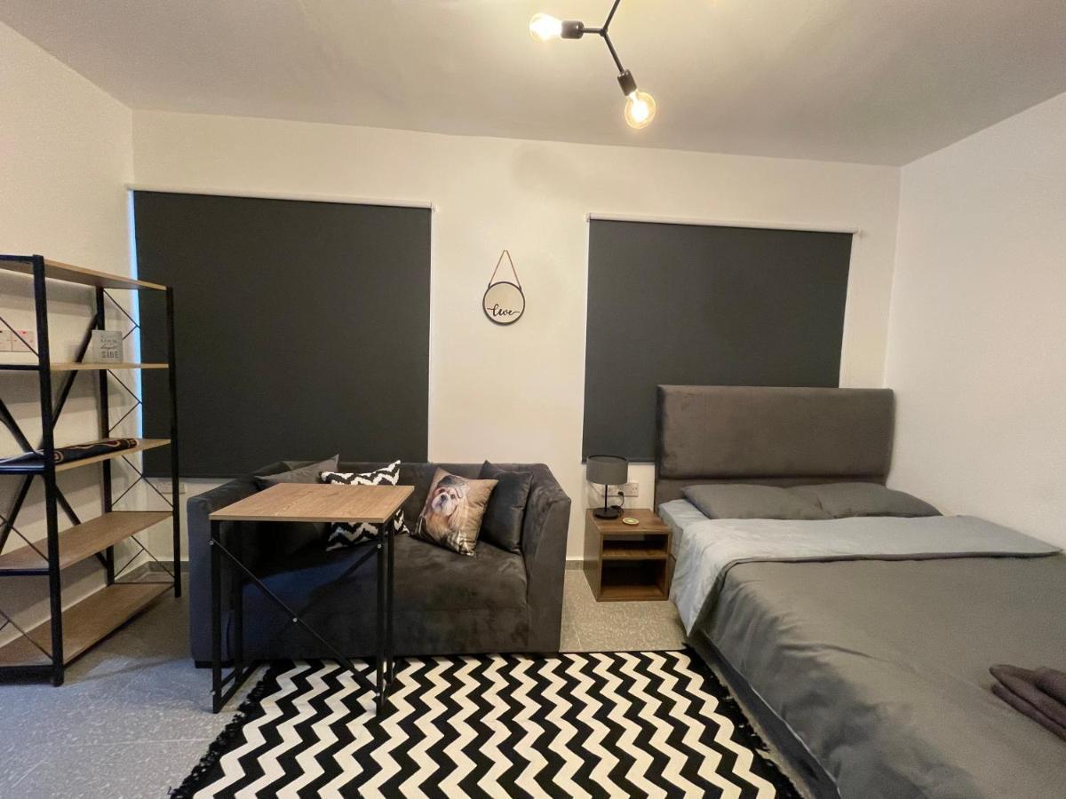 Mr. In Ortakoy , North + Wifi + Netflix Нікосія