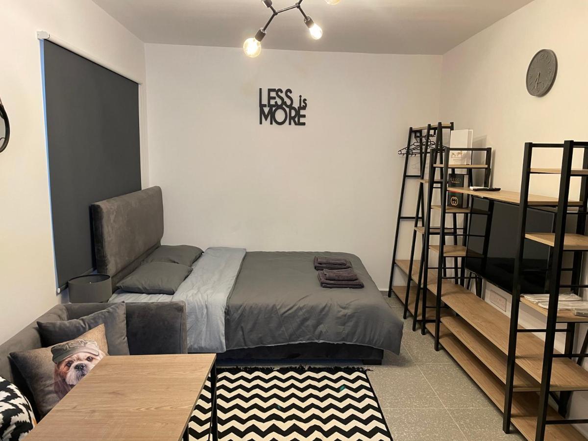 Mr. In Ortakoy , North + Wifi + Netflix Nicosia