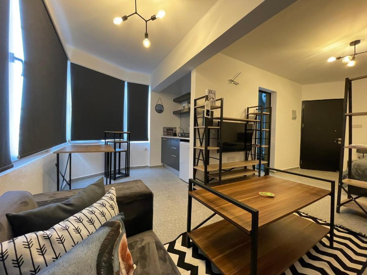 Mr. In Ortakoy , North + Wifi + Netflix Nicosia